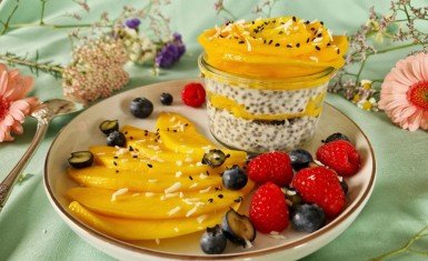 Pudding de Chia au Lait de Coco et Mangue