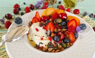 Yaourt Grec aux Fruits Rouges Mélangés