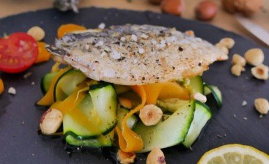Filet de daurade et tagliatelles de légumes